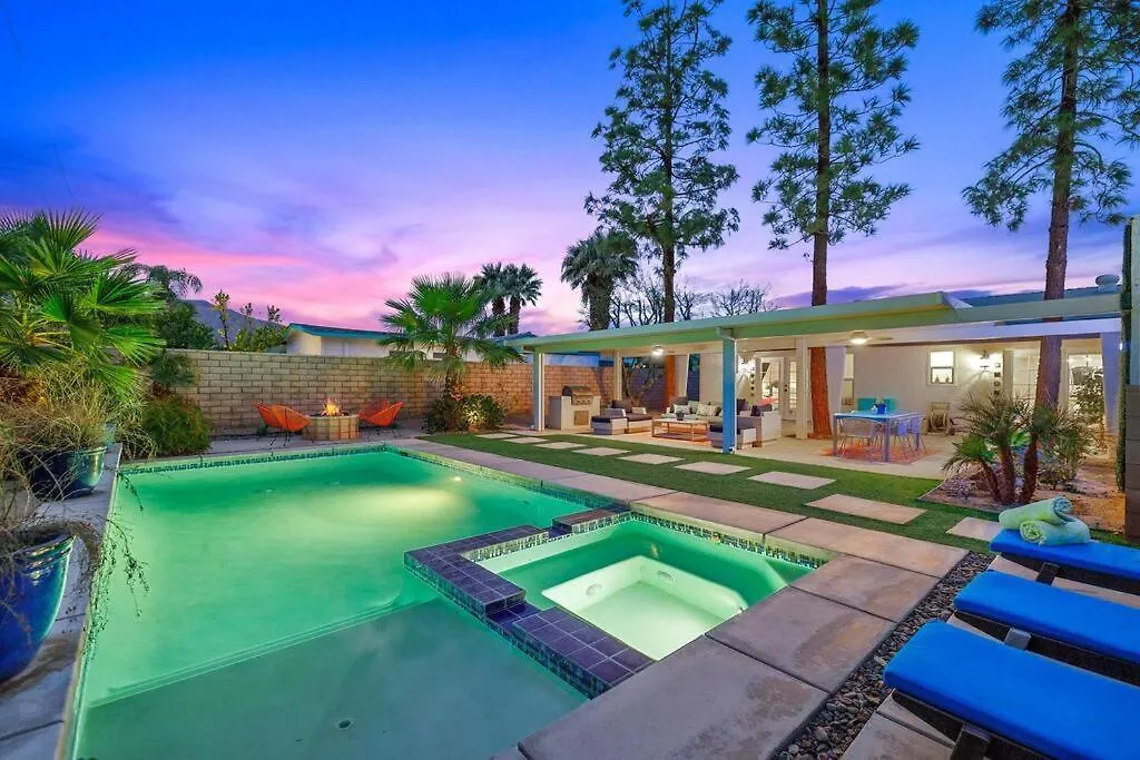 Casa de Férias Casita Cerritos - Luxurious Modern Retreat In Palm Springs Vila
