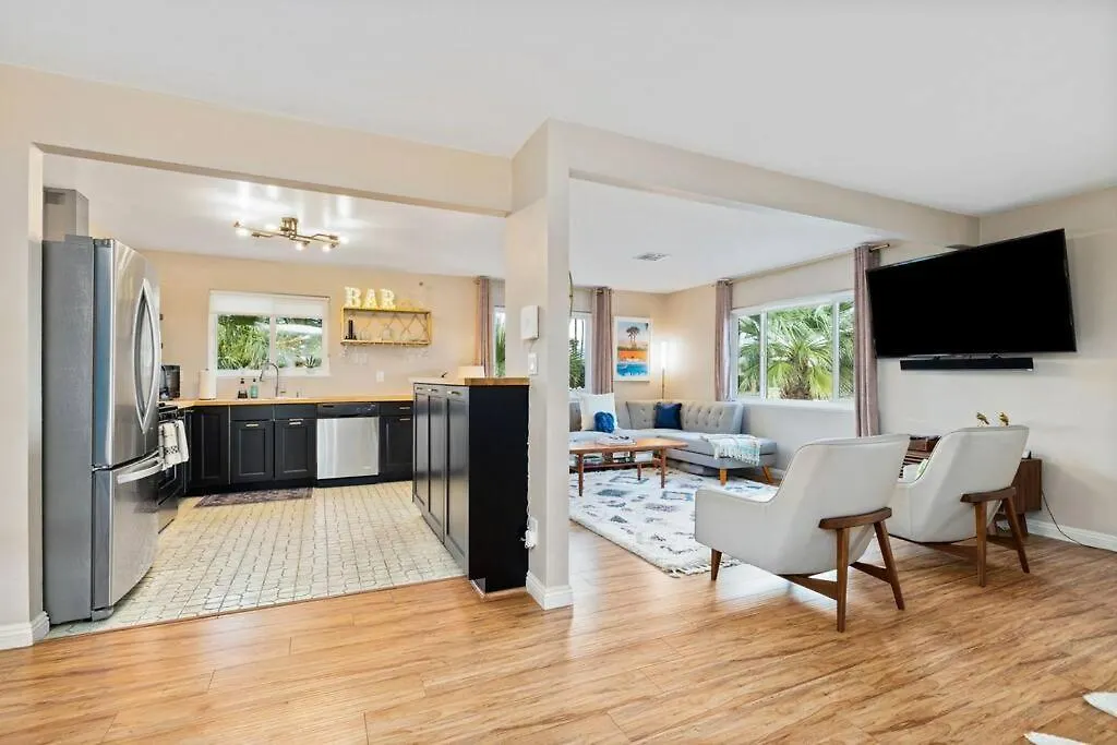 別荘 Casita Cerritos - Luxurious Modern Retreat In Palm Springsヴィラ 米国